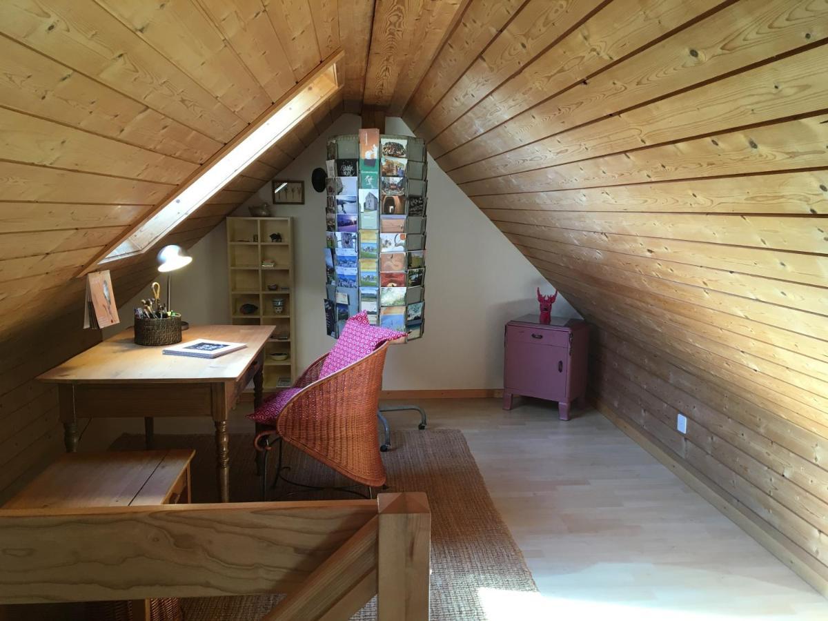 3,5 Zimmerferienwohnung Schwalbenaescht Rueeggisberg Bagian luar foto